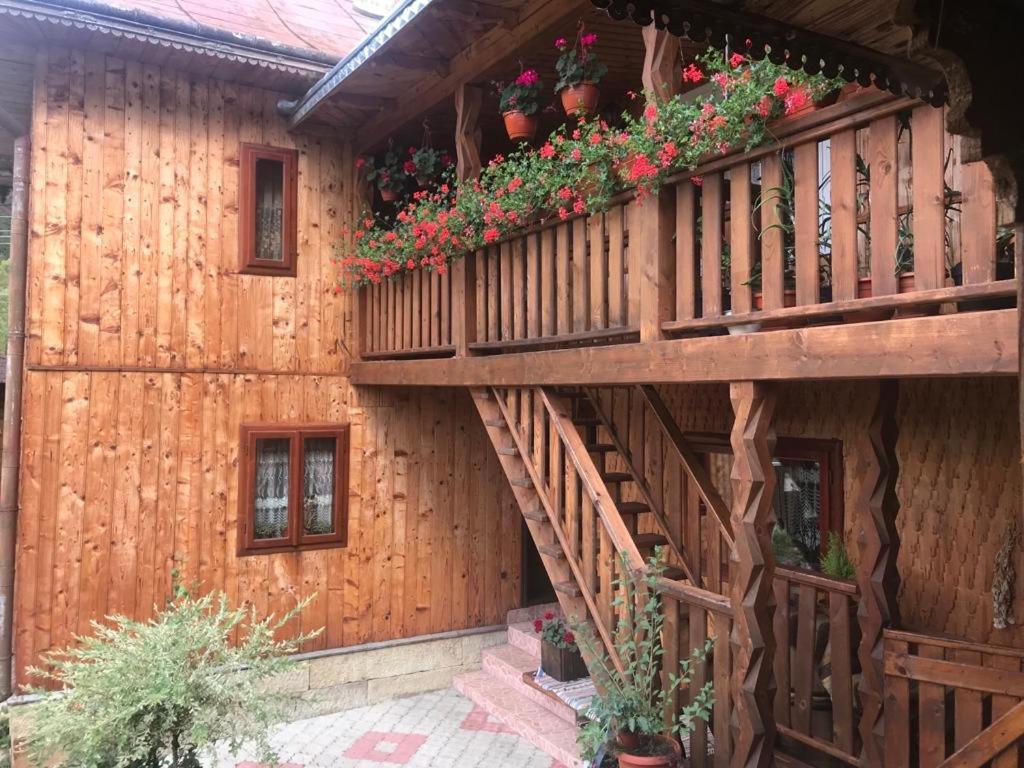 Pensiunea Agroturistica Casa Colinita Vatra Moldoviţei المظهر الخارجي الصورة