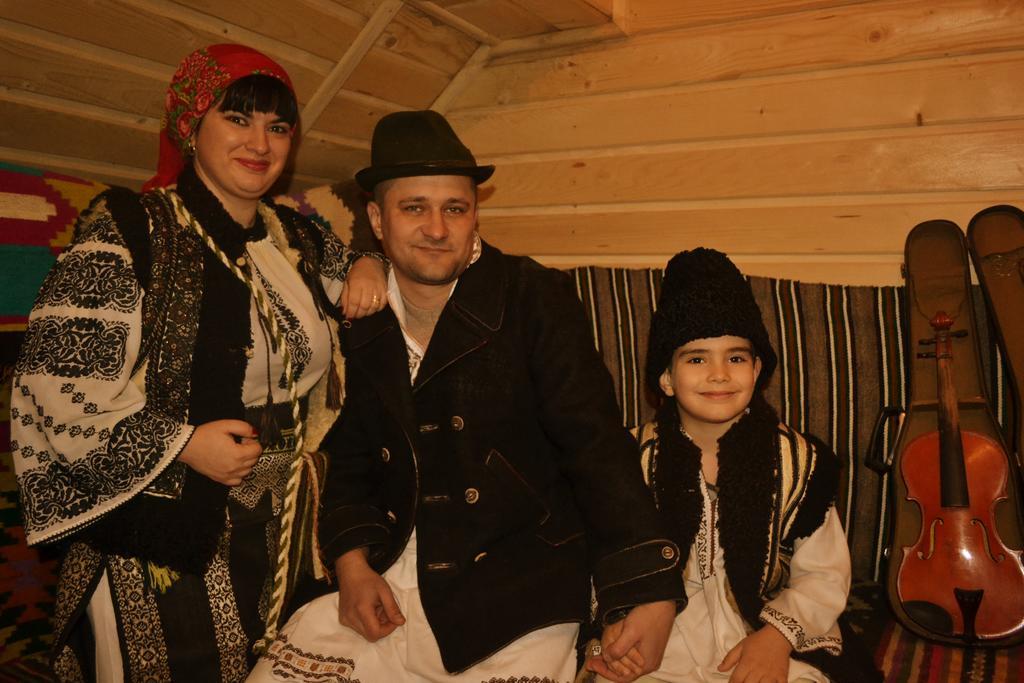 Pensiunea Agroturistica Casa Colinita Vatra Moldoviţei المظهر الخارجي الصورة